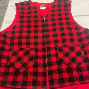 Johnson Woolen Mills Men’s Buffalo Check